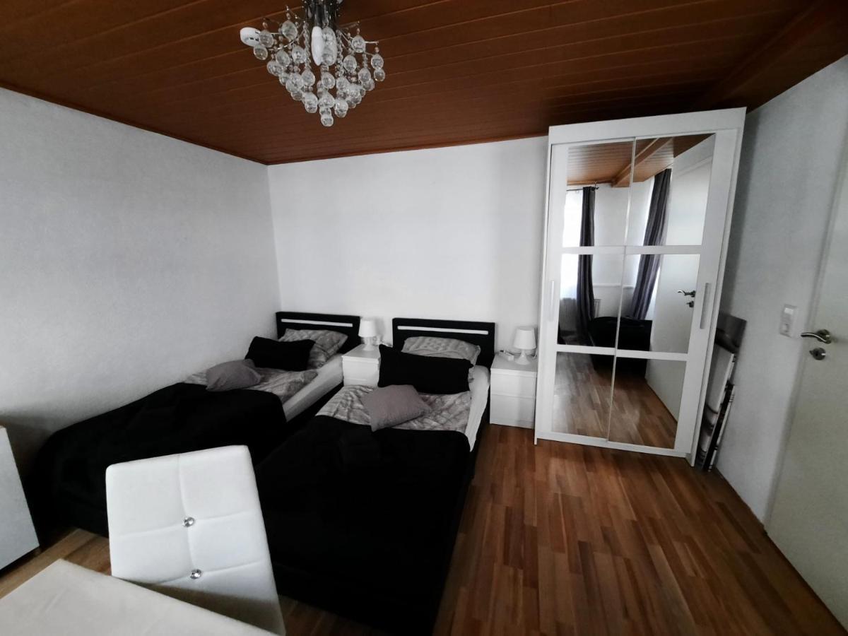 Ferienwohnungen Calwer Hoefle City - Fuer Firmen, Handwerker Und Monteure Room photo